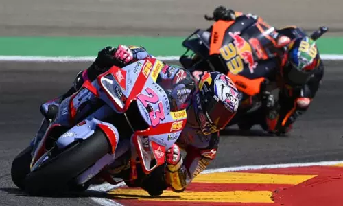 முதன் முறையாக மோட்டோ ஜிபி பைக் பந்தயத்தை நடத்தும் இந்தியா..!!