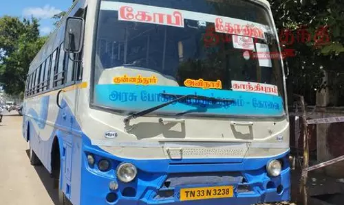 வெவ்வேறு விபத்துகளில் 2 பேர் இறந்த வழக்கில்  நஷ்ட ஈடு வழங்காததால் 2 அரசு பஸ்கள் ஜப்தி