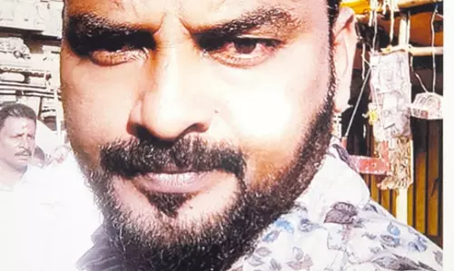 அழகு நிலைய ஊழியர் கொலையில் கள்ளக்காதலி உள்பட 3 பேர் கைது