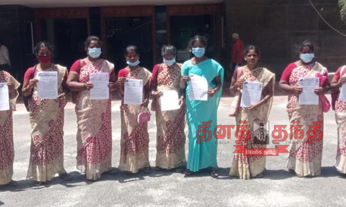 கலெக்டர் அலுவலகத்தில் செவிலிய உதவியாளர்கள் மனு