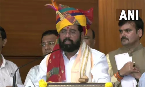 பால் தாக்கரே கொள்கைகளின் உண்மையான ஜோதி நாங்கள் தான் - ஏக்நாத் ஷிண்டே பால் தாக்கரே கொள்கைகளின் உண்மையான ஜோதி நாங்கள் தான் - ஏக்நாத் ஷிண்டே