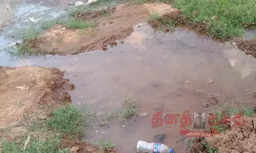குழாய் உடைந்து வீணாகும் குடிநீர்