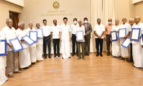 பரம்பரை மருத்துவர்களுக்கான உதவி தொகையை உயர்த்தி வழங்கினார் முதல்-அமைச்சர் மு.க. ஸ்டாலின்..!