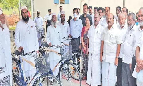 சிறுபான்மையினர் நலன் மற்றும் வெளிநாடுவாழ் தமிழர் நலத்துறை சார்பில் ரூ.57 லட்சம் செலவில் நலத்திட்ட உதவிகள் சிறுபான்மையினர் நலன் மற்றும் வெளிநாடுவாழ் தமிழர் நலத்துறை சார்பில் ரூ.57 லட்சம் செலவில் நலத்திட்ட உதவிகள்