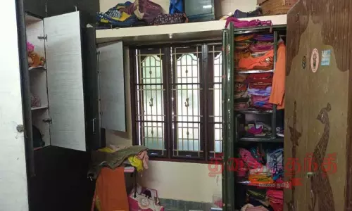 எட்டயபுரம்   ஆசிரியர் வீட்டில் நகை, பணம் கொள்ளை