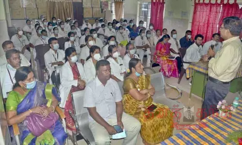 அரசு ஆஸ்பத்திரியில் மருத்துவ குழுவினர் ஆய்வு