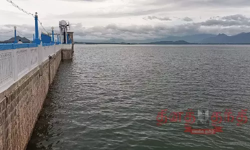 50 நாட்களாக முழு கொள்ளளவில் நீடிக்கும் வைகை அணை நீர்மட்டம் 50 நாட்களாக முழு கொள்ளளவில் நீடிக்கும் வைகை அணை நீர்மட்டம்