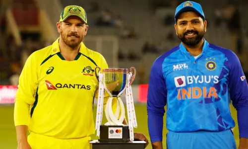 2-வது டி20 போட்டி: டாஸ் வென்ற இந்திய அணி பந்துவீச்சு தேர்வு- போட்டி 8 ஓவர்களாக குறைப்பு