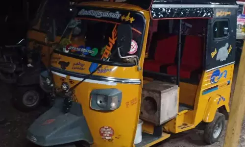 கள்ளக்காதல் விவகாரத்தில் நிதிநிறுவன ஊழியர் படுகொலை கள்ளக்காதல் விவகாரத்தில் நிதிநிறுவன ஊழியர் படுகொலை