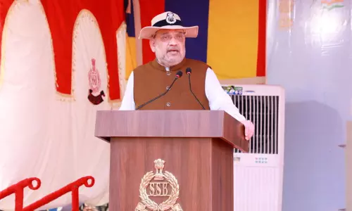 எல்லை பகுதிகளில் உள்கட்டமைப்பை வலுப்படுத்துவதற்கு முன்னுரிமை- அமித்ஷா தகவல் எல்லை பகுதிகளில் உள்கட்டமைப்பை வலுப்படுத்துவதற்கு முன்னுரிமை- அமித்ஷா தகவல்