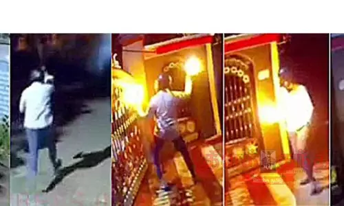 தொழிலதிபர் வீட்டில் பெட்ரோல் குண்டுகள் வீச்சு தொழிலதிபர் வீட்டில் பெட்ரோல் குண்டுகள் வீச்சு