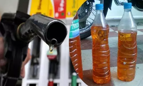 திண்டுக்கல்லில் கேன்களில் பெட்ரோல் விற்க தடை திண்டுக்கல்லில் கேன்களில் பெட்ரோல் விற்க தடை