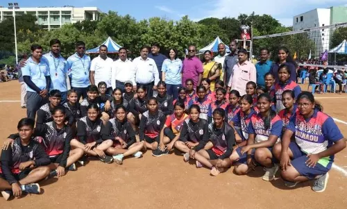 திண்டுக்கல் பி.எஸ்.என்.ஏ. கல்லூரியில் தேசிய எறிபந்து போட்டி திண்டுக்கல் பி.எஸ்.என்.ஏ. கல்லூரியில் தேசிய எறிபந்து போட்டி