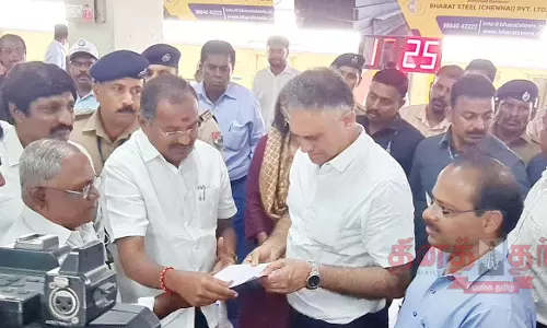 போடிநாயக்கன்பட்டி சாலையை பயன்பாட்டுக்கு கொண்டு வர வேண்டும் போடிநாயக்கன்பட்டி சாலையை பயன்பாட்டுக்கு கொண்டு வர வேண்டும்