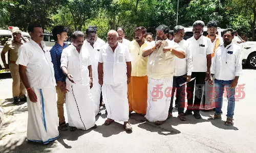தமிழகத்தில் பெட்ரோல் குண்டுவீச்சு சம்பவம் திட்டமிட்ட சதி தமிழகத்தில் பெட்ரோல் குண்டுவீச்சு சம்பவம் திட்டமிட்ட சதி
