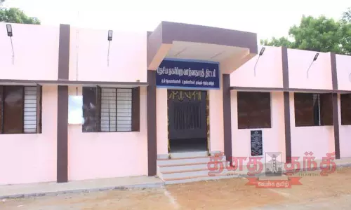 தினத்தந்தி செய்தி எதிரொலி; நெல்லை அரசு ஆஸ்பத்திரியில் தங்கும் விடுதி திறப்பு தினத்தந்தி செய்தி எதிரொலி; நெல்லை அரசு ஆஸ்பத்திரியில் தங்கும் விடுதி திறப்பு