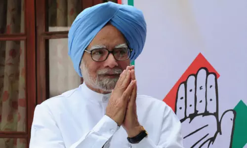 முன்னாள் பிரதமர் மன்மோகன் சிங்குக்கு பிரதமர் மோடி, ராகுல் காந்தி வாழ்த்து முன்னாள் பிரதமர் மன்மோகன் சிங்குக்கு பிரதமர் மோடி, ராகுல் காந்தி வாழ்த்து