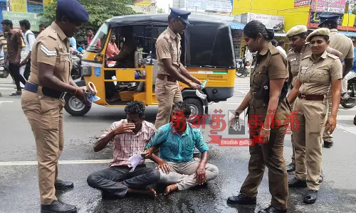 அண்ணன்-தம்பி தீக்குளிக்க முயற்சி