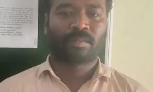 பெருந்துறையில் தொழில் அதிபர் கடத்தல் வழக்கில் போக்குவரத்து கழக அதிகாரி கைது பெருந்துறையில் தொழில் அதிபர் கடத்தல் வழக்கில் போக்குவரத்து கழக அதிகாரி கைது