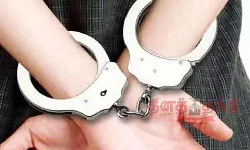 கிராவல் மண் அள்ளிய 2 பேர் கைது