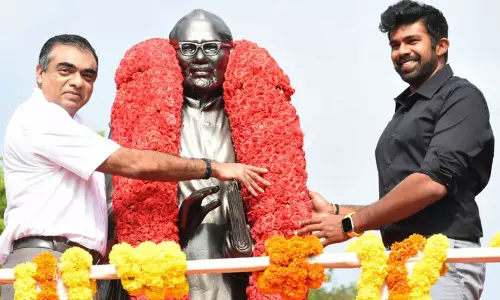 118-வது பிறந்தநாள்  சி.பா.ஆதித்தனார் சிலைக்கு அமைச்சர்கள்- தலைவர்கள் மாலை அணிவித்து மரியாதை