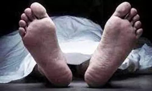 ஹீட்டர் போட்டு இருந்த வாளியை தொட்ட 2 வயது சிறுவன் மின்சாரம் தாக்கி பலி