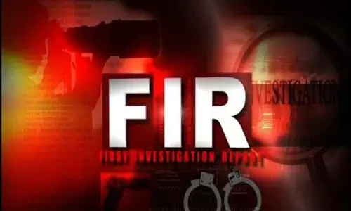 2 மாட்டு வண்டிகள் பறிமுதல்