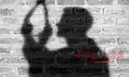 பாழடைந்த வீட்டில் தூக்கில் ஆண் பிணம்