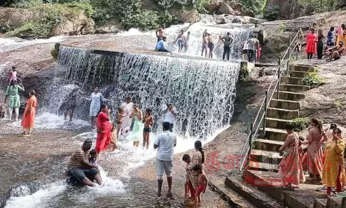 கோவை குற்றாலம் மீண்டும் திறப்பு