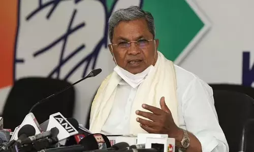 ஆர்.எஸ்.எஸ். அமைப்பு சமுதாயத்தில் அமைதியை சீர்குலைக்கும் பணியை செய்கிறது - சித்தராமையா பேச்சு ஆர்.எஸ்.எஸ். அமைப்பு சமுதாயத்தில் அமைதியை சீர்குலைக்கும் பணியை செய்கிறது - சித்தராமையா பேச்சு