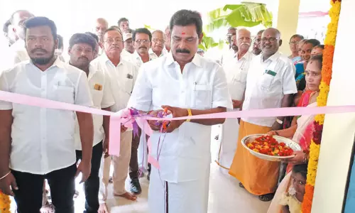 கீழ்மருவத்தூர் ஊராட்சியில் ரேஷன் கடை திறப்பு