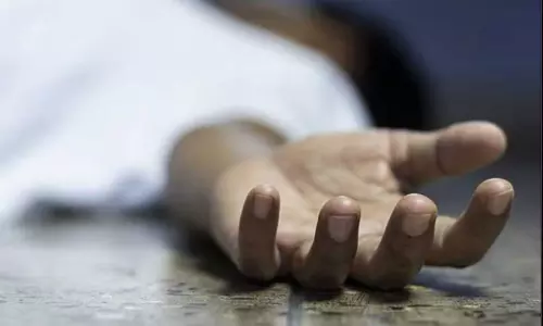 வீட்டின் சுவர் இடிந்து விழுந்து விபத்து - 4 தொழிலாளர்கள் உயிரிழப்பு வீட்டின் சுவர் இடிந்து விழுந்து விபத்து - 4 தொழிலாளர்கள் உயிரிழப்பு