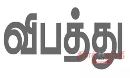 பள்ளத்தில் கவிழ்ந்த லாரி