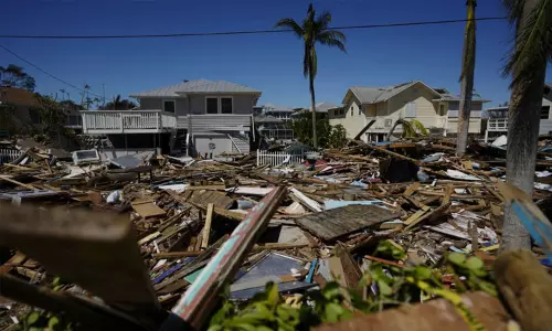 ஐயான் சூறாவளி தாக்குதலுக்கு 27 பேர் பலி; தேச சீரமைப்புக்கு சில ஆண்டுகள் ஆகும்:  ஜனாதிபதி பைடன்