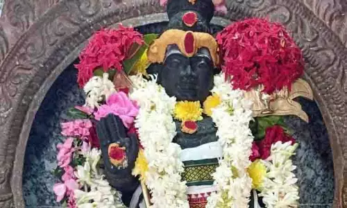 முருகன் கோவில்களில் சிறப்பு அபிஷேகம்