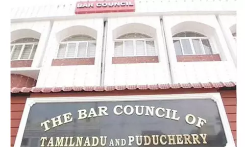 குற்ற வழக்கில் சிக்கிய 3 வக்கீல்கள் தொழில் செய்ய தடை - பார் கவுன்சில் அதிரடி