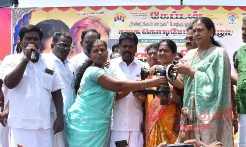 தே.மு.தி.க. சார்பில் நலத்திட்ட உதவிகள் தே.மு.தி.க. சார்பில் நலத்திட்ட உதவிகள்