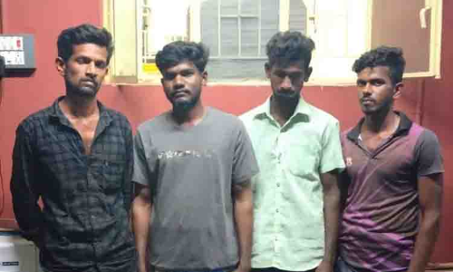 பணம் வைத்து சூதாடிய 5 பேர் கைது பணம் வைத்து சூதாடிய 5 பேர் கைது