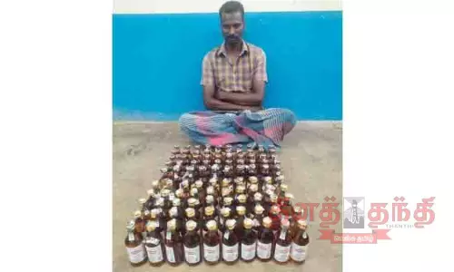 விற்பனைக்காக வைத்திருந்த 100 மதுபாட்டில்கள் பறிமுதல்; வாலிபர் கைது விற்பனைக்காக வைத்திருந்த 100 மதுபாட்டில்கள் பறிமுதல்; வாலிபர் கைது