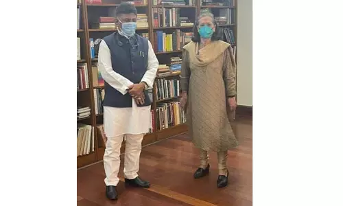 சோனியா காந்தியை சந்திக்க யாருக்கும் அனுமதி இல்லை; காங்கிரஸ் தலைவர் டி.கே.சிவக்குமார் பேட்டி சோனியா காந்தியை சந்திக்க யாருக்கும் அனுமதி இல்லை; காங்கிரஸ் தலைவர் டி.கே.சிவக்குமார் பேட்டி