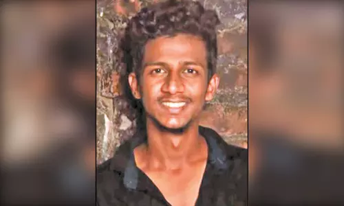 ஆன்லைன் செயலியில் கடன் வாங்கிய ஐ.டி. ஊழியர் தற்கொலை - திரும்ப செலுத்த முடியாததால் விரக்தி ஆன்லைன் செயலியில் கடன் வாங்கிய ஐ.டி. ஊழியர் தற்கொலை - திரும்ப செலுத்த முடியாததால் விரக்தி