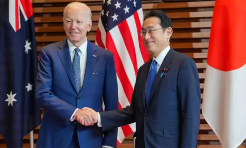 வட கொரியா ஏவுகணை சோதனை: ஜப்பான் பிரதமருடன் ஜோ பைடன் ஆலோசனை