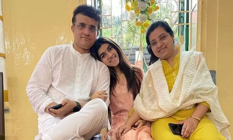 சவுரவ் கங்குலியின் மனைவி டோனா கங்குலி மருத்துவமனையில் அனுமதி சவுரவ் கங்குலியின் மனைவி டோனா கங்குலி மருத்துவமனையில் அனுமதி