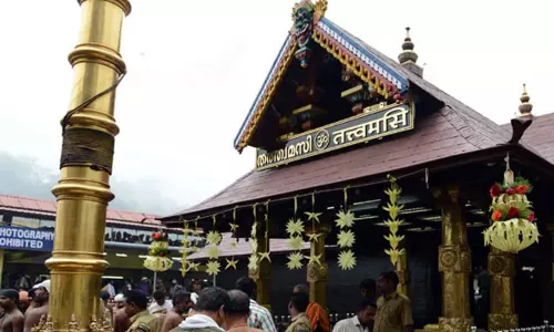 ஐப்பசி மாத பூஜைக்காக சபரிமலை கோவில் நடை 17-ந் தேதி திறப்பு ஐப்பசி மாத பூஜைக்காக சபரிமலை கோவில் நடை 17-ந் தேதி திறப்பு