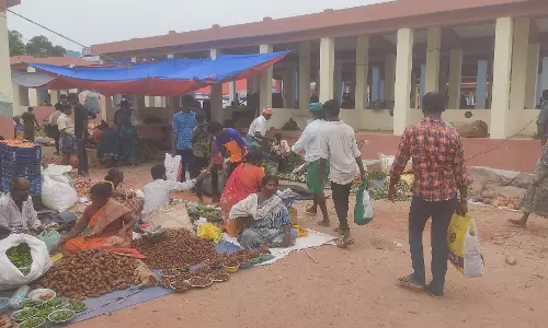 புதிய வாரச்சந்தை திறப்பு