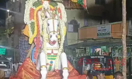 குளித்தலை கடம்பவனேசுவரர் கோவிலில் நவராத்திரி உற்சவம் குளித்தலை கடம்பவனேசுவரர் கோவிலில் நவராத்திரி உற்சவம்