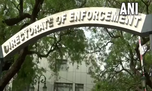 டெல்லி அரசின் மதுபான கொள்கை முறைகேடு வழக்கு: 35 இடங்களில் அமலாக்கத்துறை அதிகாரிகள் அதிரடி சோதனை!