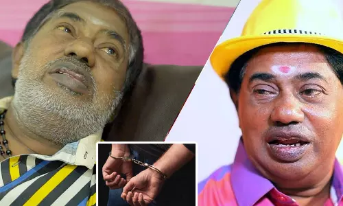 போண்டா மணியிடம் கூடவே இருந்து குழிபறித்த நபர்...! உதவி செய்வது போல் நடித்து ரூ.1 லட்சம் மோசடி