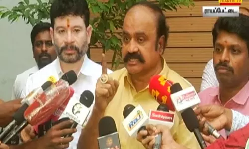 சுய லாபத்திற்காக, ஓபிஎஸ் உடன் இணைய மாட்டோம் என்று ஈபிஎஸ் கூறுகிறார் - ஓபிஎஸ் ஆதரவாளர் புகழேந்தி