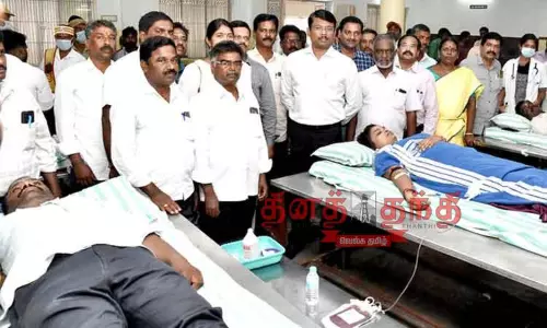 ஊரக வளர்ச்சித்துறை அலுவலர்கள் சங்கம் சார்பில் ரத்ததான முகாம் ஊரக வளர்ச்சித்துறை அலுவலர்கள் சங்கம் சார்பில் ரத்ததான முகாம்